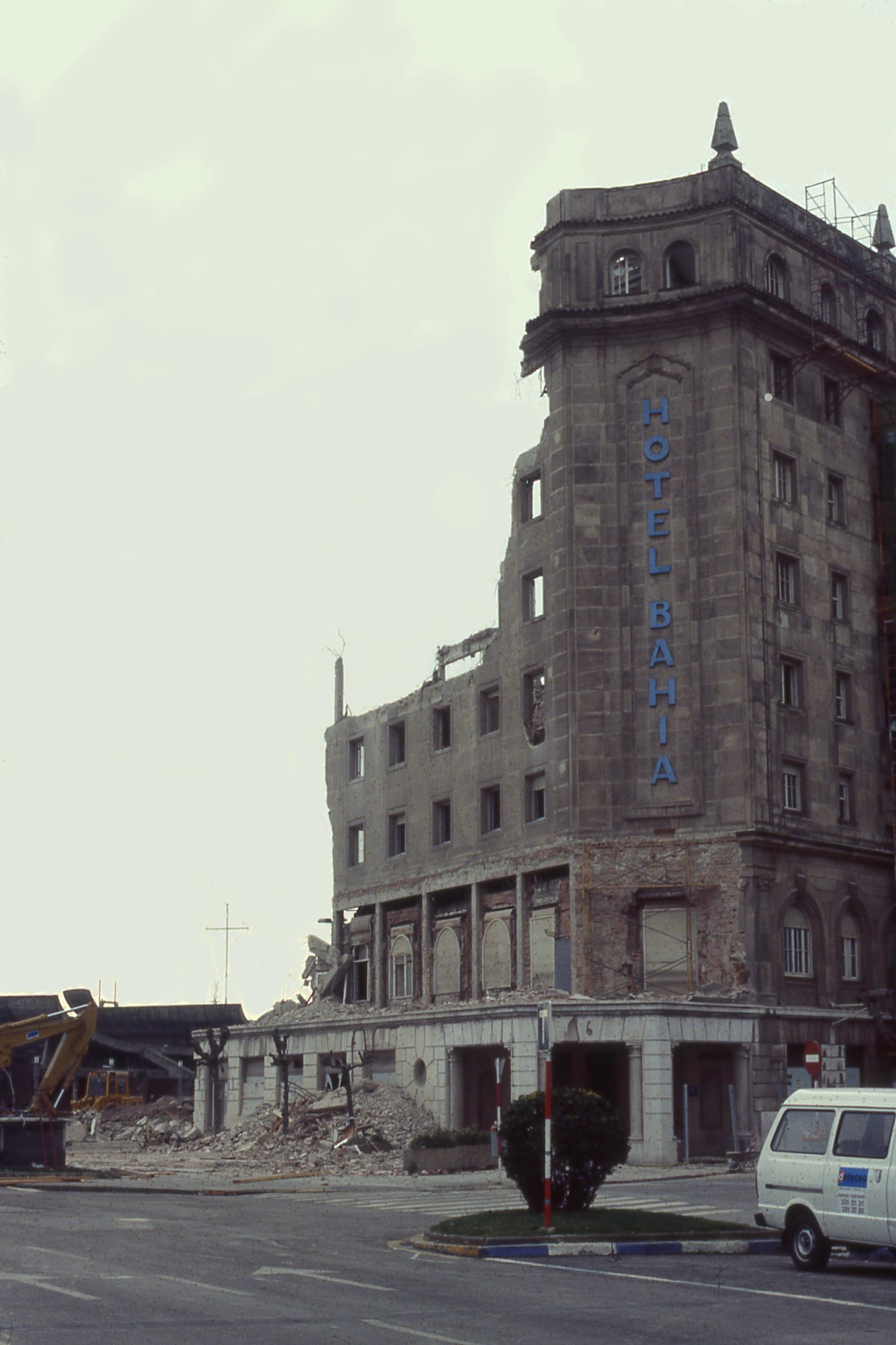 Colapsos urbanísticos: Hotel Bahía 1992