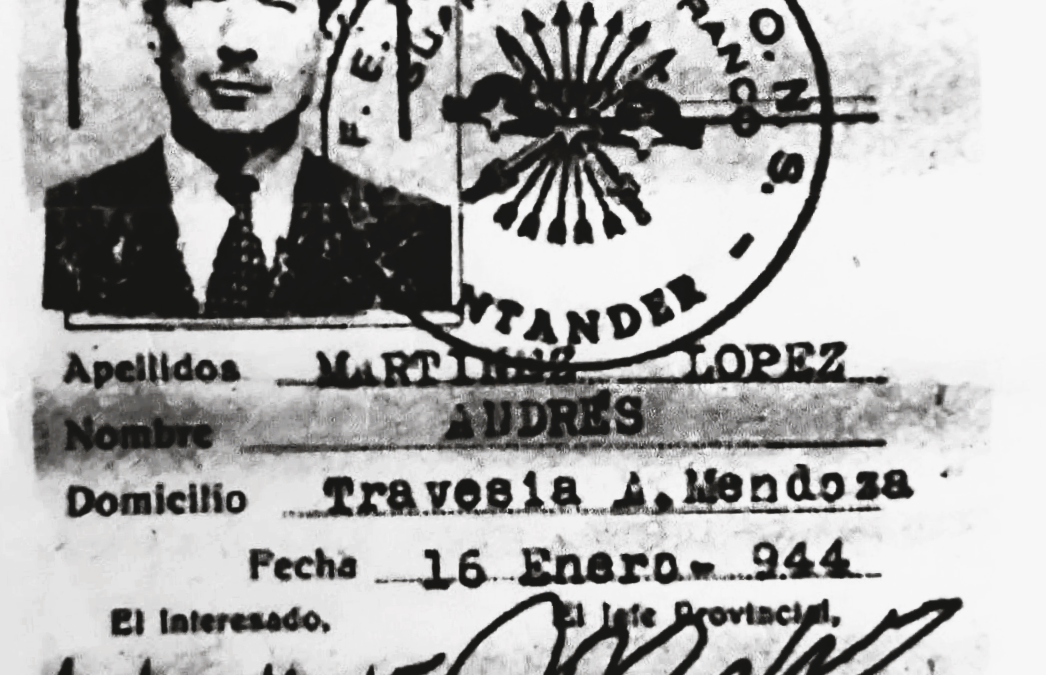 Carné de la Guardia de Franco con identidad falsa utilizado por Spitzy. En Irujo, J. M. (2003), La lista negra. Los espías nazis protegidos por Franco y la Iglesia. Aguilar