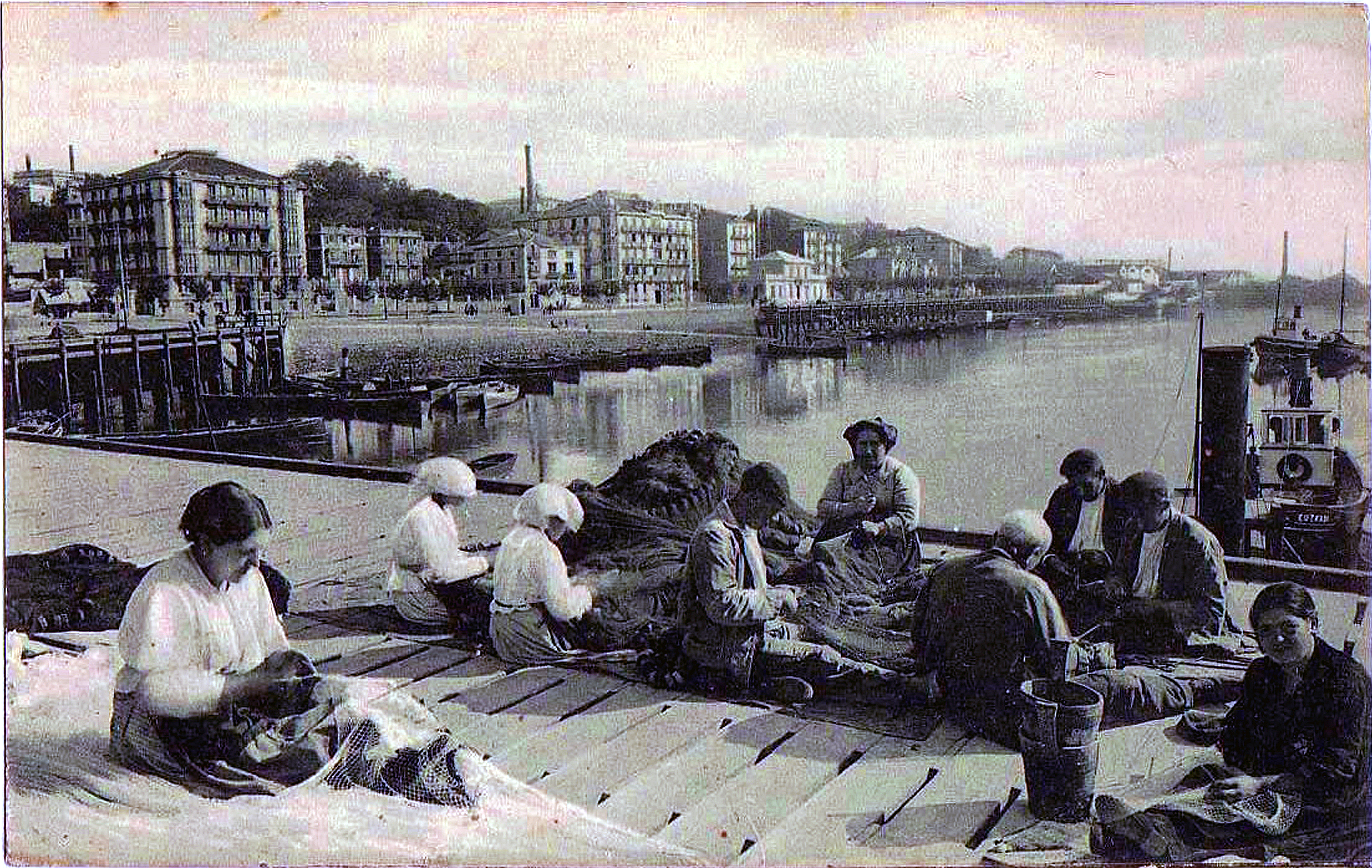 Rederas en el muelle