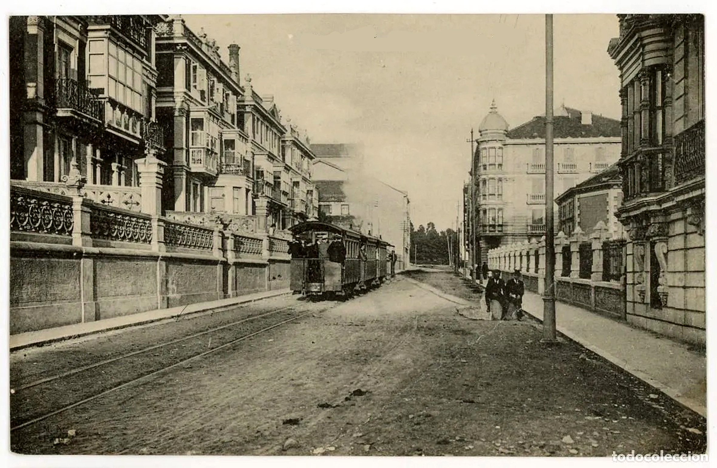 Tranvía de Gandarillas a su paso por Juan de la Cosa a principios del siglo XX